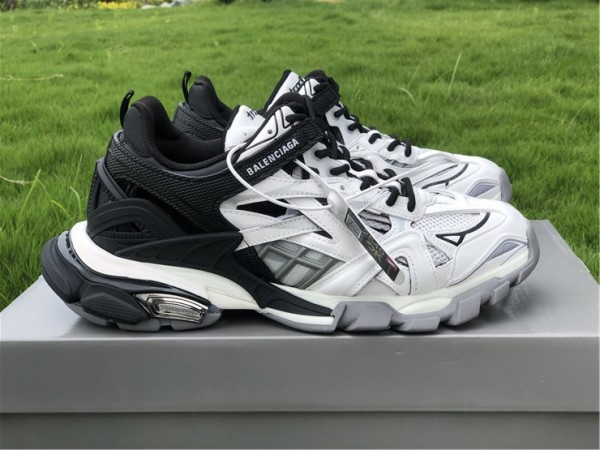 Balenciaga Track.2 Sneaker Black/White