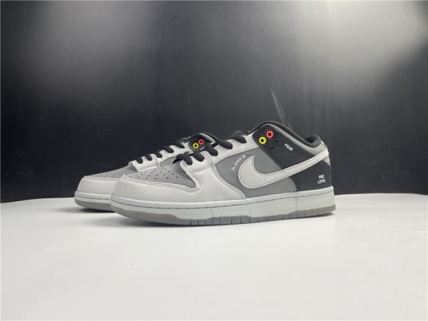 Nike SB Dunk Low VX1000 "Camcorder" CV1659-001