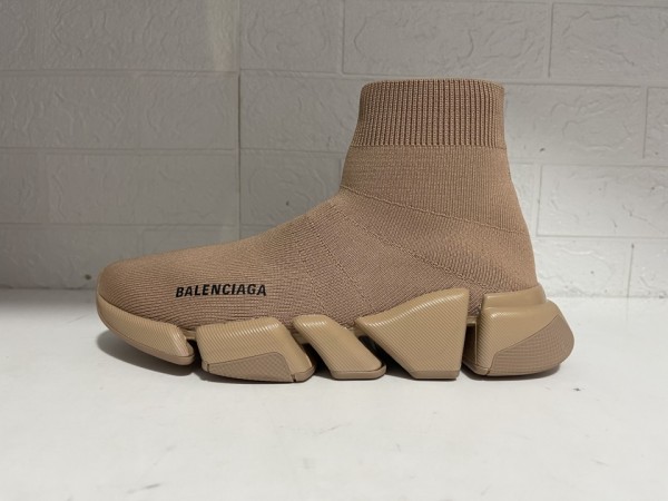 Balenciaga Speed 2.0 Sneaker Beige
