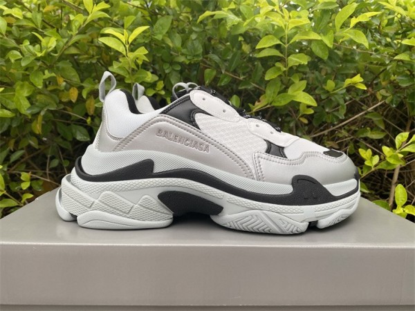 Balenciaga Triple S Grey/Black