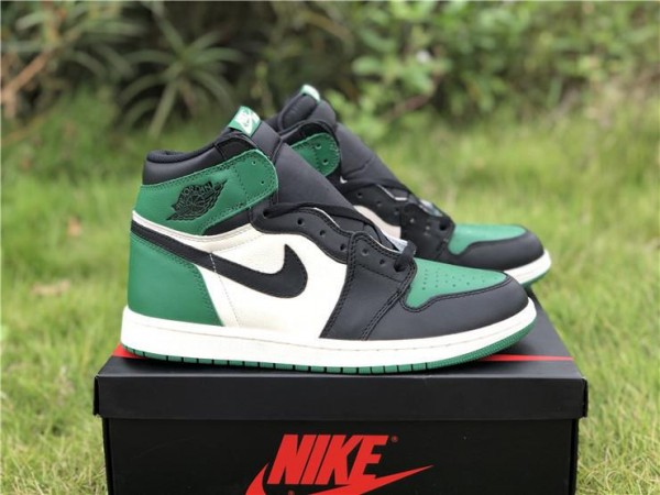 Air Jordan 1 Retro High OG "Pine Green" 555088-302