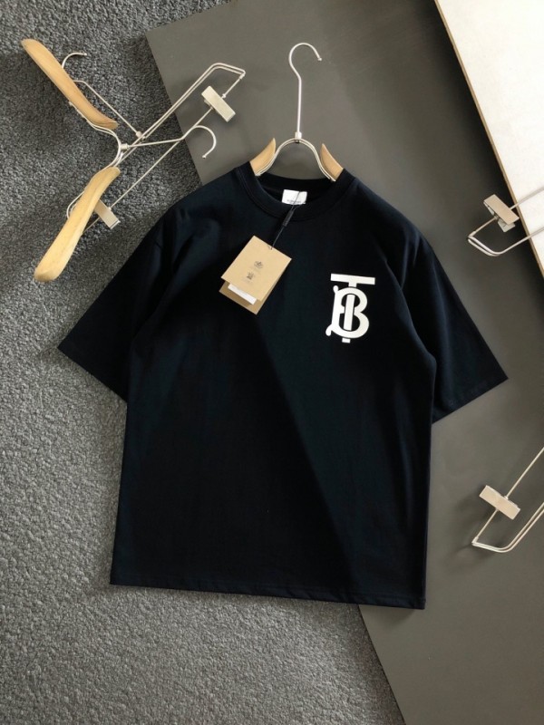 Burberry Printed T-shirt BB001