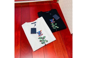 Louis Vuitton Men's short-sleeved T-shirt
