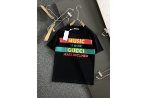 Gucci Letter Printing Short Sleeves Short T - Black