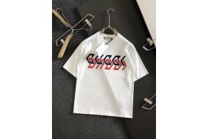 Cotton jersey T-shirt with Gucci mirror print